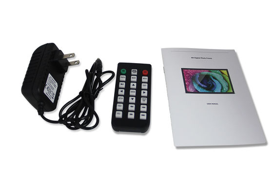 7 inçlik LCD Dijital Fotoğraf Çerçevesi 1024x600 IPS Ekran Düzenlenebilir Parlaklık